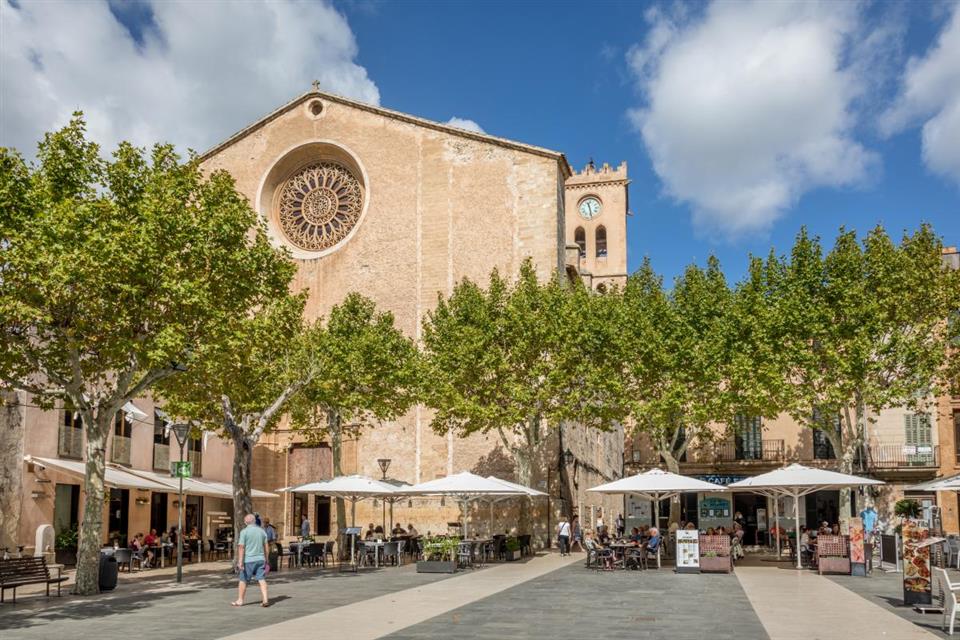 MultiHire Rent Car Seat Stage 3 In Pollensa